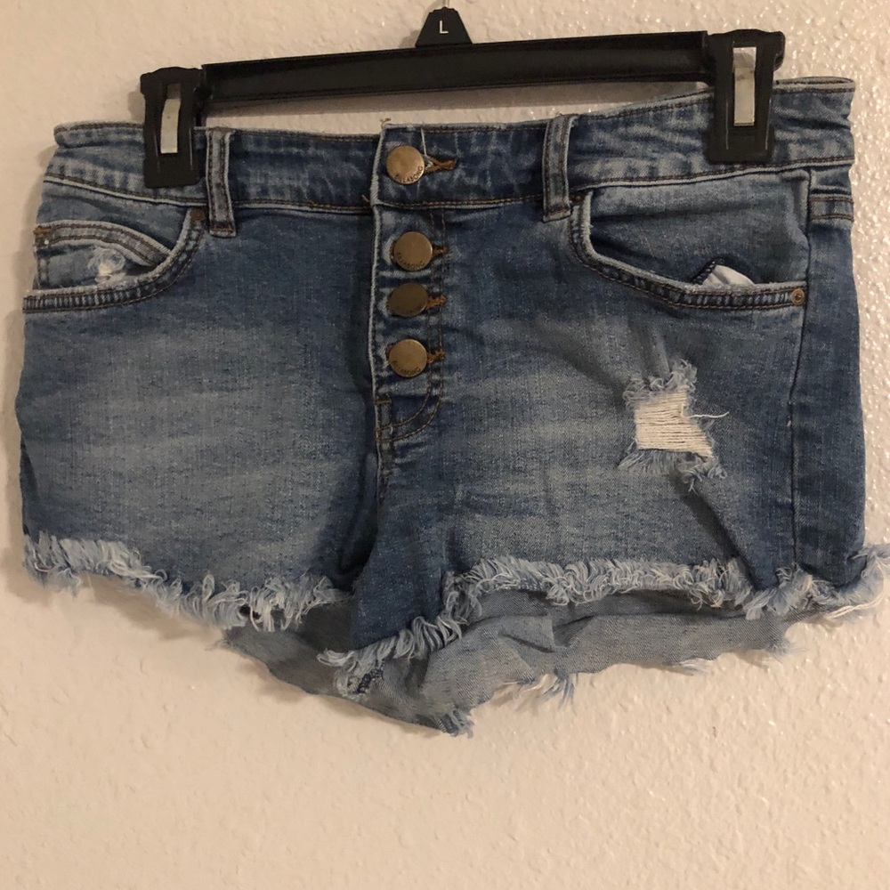 Billabong button shorts